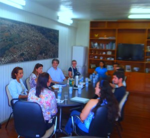 Reunião entre representantes do TULS e a prefeita Sirlene Svartz.