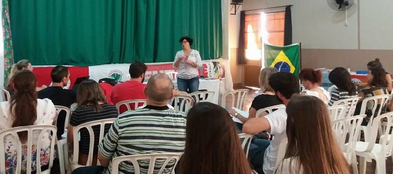 Conferência Nacional Popular de Educação é realizada em Laranjeiras do Sul