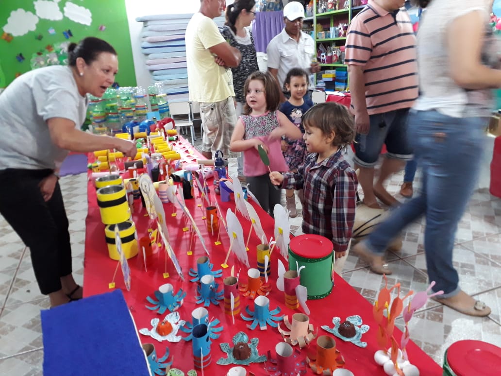 Exposição de trabalhos dos alunos do CMEI Nossa Sra. das Graças, confirmam a importância do ensino presencial